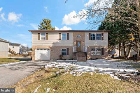 81 TOWERVIEW, MARTINSBURG, WV 25401