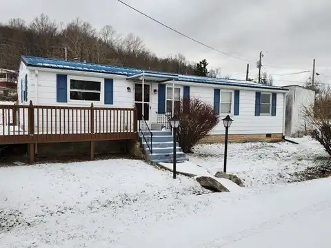 128 SKELTON LANE, SHADY SPRING, WV 25918