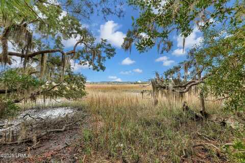 53 Tuscarora Avenue, Beaufort, SC 29907
