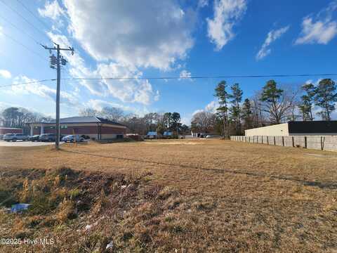 1312 S Jk Powell Boulevard, Whiteville, NC 28472