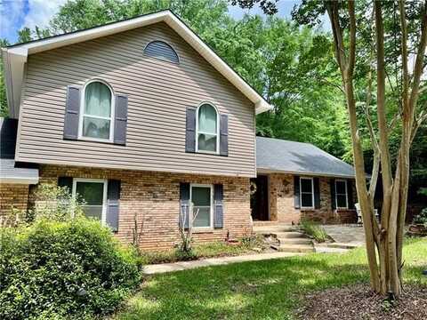 135 MYRTLEWOOD Drive, Pineville, LA 71360
