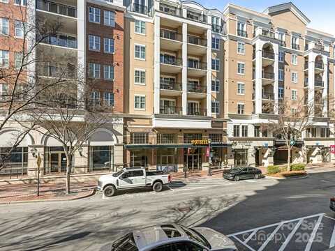 4620 Piedmont Row Drive, Charlotte, NC 28210