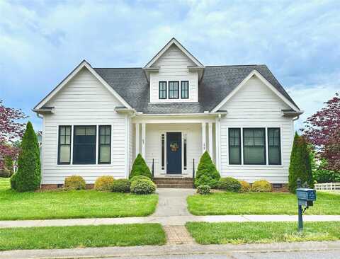 172 Birchbark Drive, Mills River, NC 28759