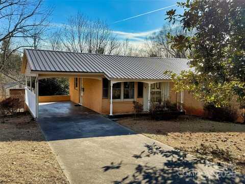 24 W Berkley Street, Granite Falls, NC 28630