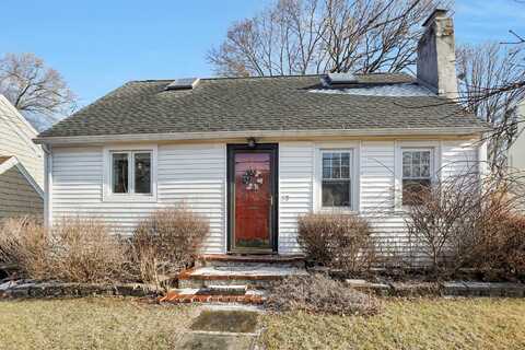 19 Cedar Crest Place, Norwalk, CT 06854