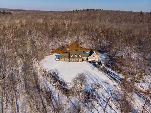 263 Tripp Hollow Road, Brooklyn, CT 06234