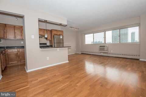 2101 CHESTNUT STREET, PHILADELPHIA, PA 19103