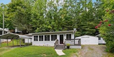 207 Canyon Pass, Cleveland, GA 30528