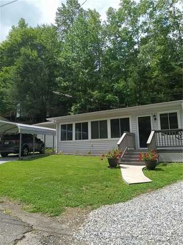 207 Canyon Pass, Cleveland, GA 30528
