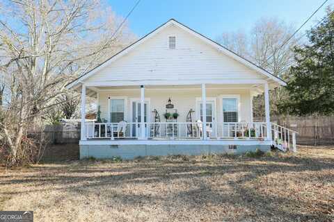 93 Arnco 3rd, Newnan, GA 30263