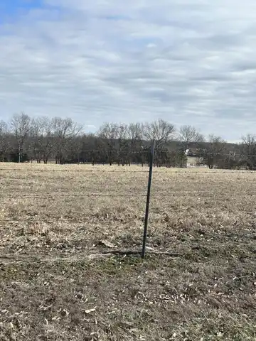 000 N Farm Road 177, Springfield, MO 65803