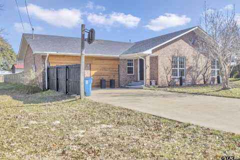 211 Francis, Lindale, TX 75771