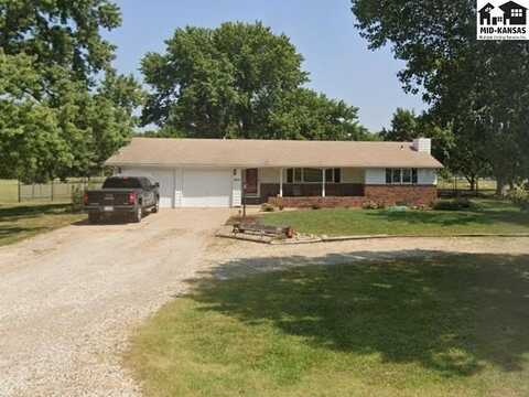 4630 Harvest Ln, Hesston, KS 67062