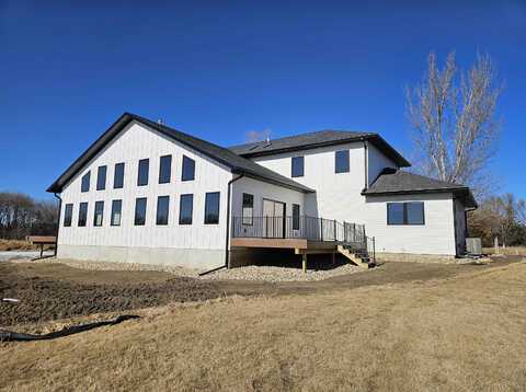 605 202nd St, Milford, IA 51351