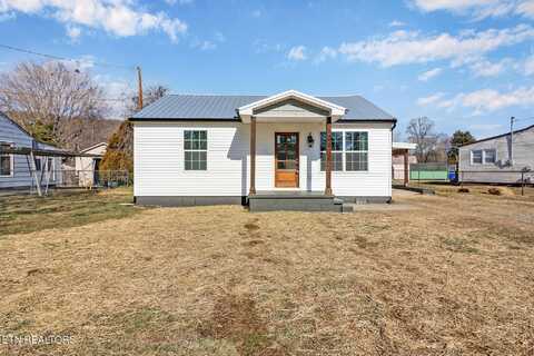 125 Love Drive, Harriman, TN 37748