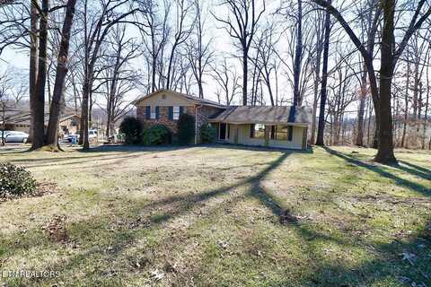 2213 Chesterfield Drive, Maryville, TN 37803