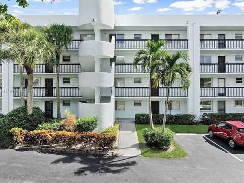 6698 N 10th Ave N, Lake Worth, FL 33467