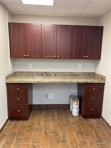 undefined, Pembroke Pines, FL 33027