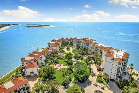 502 LA PENINSULA Boulevard unit: 502, Naples, FL 34113