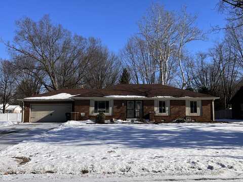 721 Leisure Lane, Greenwood, IN 46142