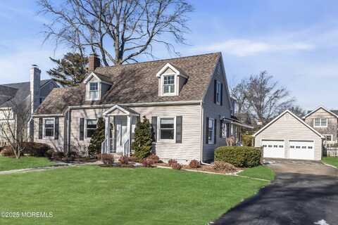 409 Trenton Boulevard, Sea Girt, NJ 08750