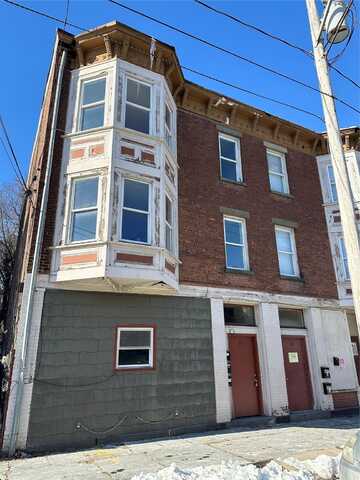 11 Liberty Street, Newburgh, NY 12550