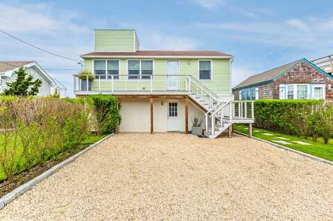 18 Bay Road, Westhampton Beach, NY 11978