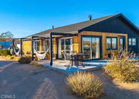 4044 Polaris Avenue, Joshua Tree, CA 92252