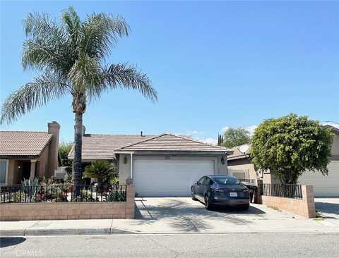 585 Award Drive, Colton, CA 92324