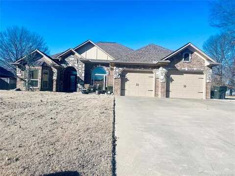 207 Coventry Lane, Fort Gibson, OK 74434