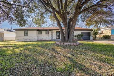 809 Glenda Drive, Bedford, TX 76022