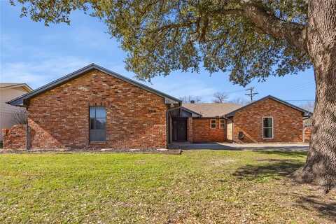 5216 South Drive, Fort Worth, TX 76132