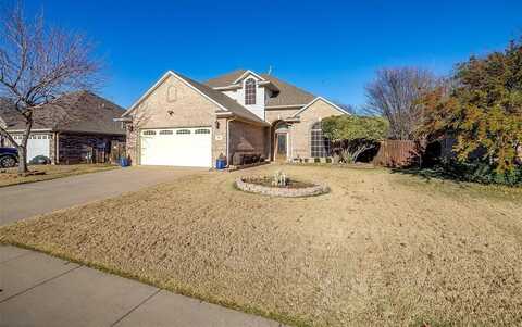 833 Huebner Way, Burleson, TX 76028