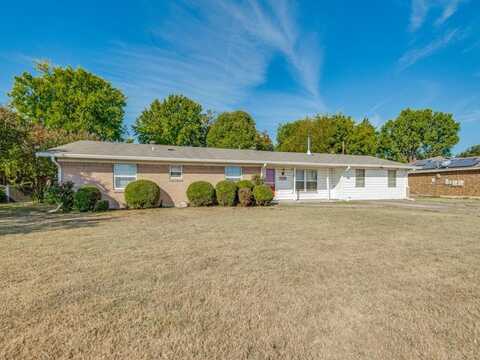 2326 SE 4th Street, Grand Prairie, TX 75051