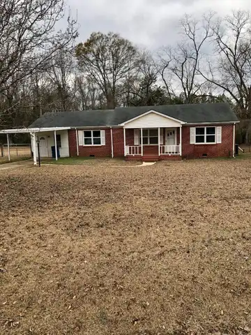 1991 Old Stage Rd, Greenville, AL 36037