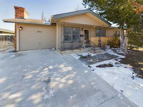 1924 N Dwight St, Pampa, TX 79065