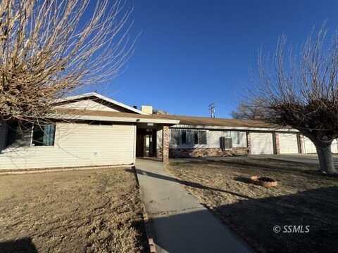 2840 Pinon ST, Lake Isabella, CA 93240