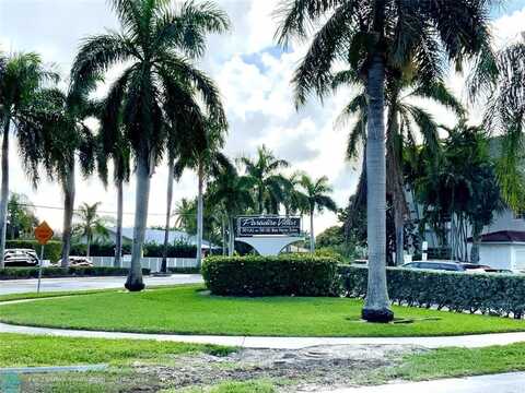 581 Blue Heron Dr, Hallandale Beach, FL 33009