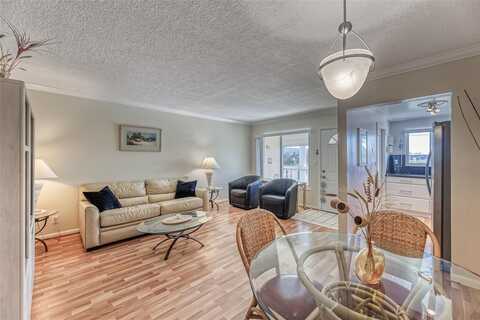 1965 SE 5th Ct, Pompano Beach, FL 33060