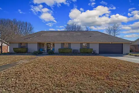 315 Tanglewood Drive, Russellville, AR 72801