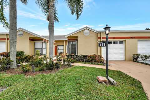 4520 Challenger Way, West Palm Beach, FL 33417