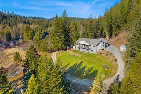 632 Little Spokane River Rd, Newport, WA 99156