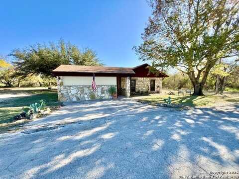 59 La Motte, Brackettville, TX 78832