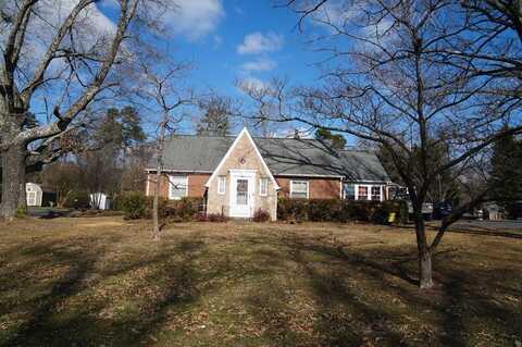 1236 Lynchburg Avenue, Brookneal, VA 24528