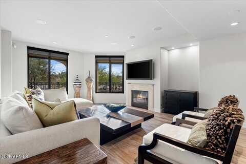 7175 E CAMELBACK Road, Scottsdale, AZ 85251