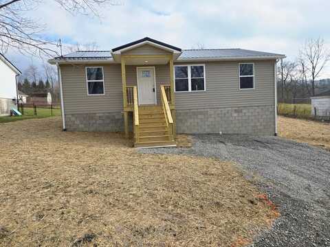 145 BORNEO STREET, BECKLEY, WV 25801