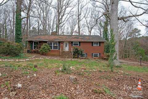 218 Kingsway Circle, Charlotte, NC 28214