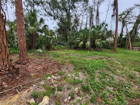 undefined, Lehigh Acres, FL 33974