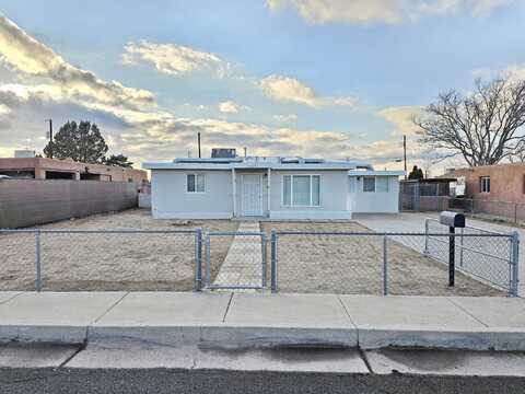 2837 ALISO Drive NE, Albuquerque, NM 87110