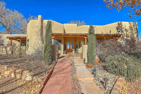 475 Avenida C De Baca, Bernalillo, NM 87004